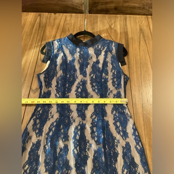 Aijek Wonderment Blue Lace Cap Sleeve Ruffle Cocktail Mini Dress Size 10 - Picture 8 of 17